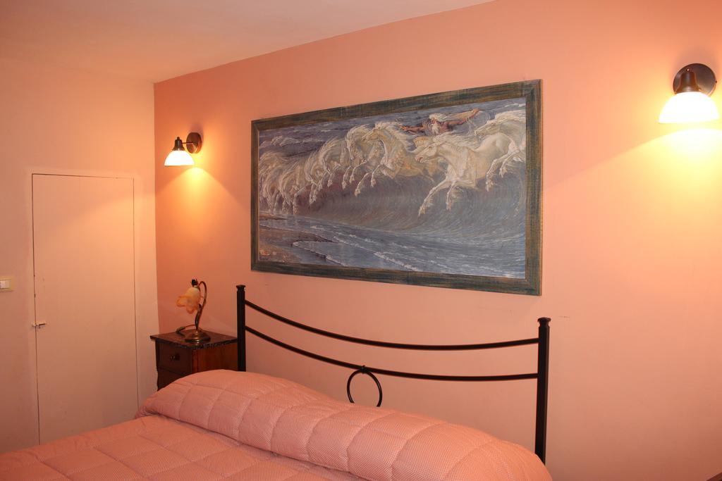 La Fiera Vecchia Apartments Meleto Екстериор снимка