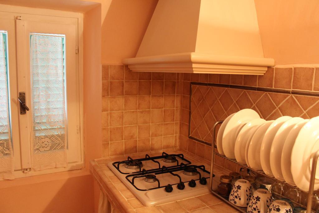 La Fiera Vecchia Apartments Meleto Екстериор снимка